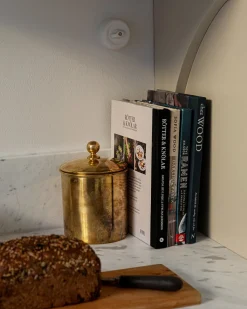 Burk med lock - Mässing