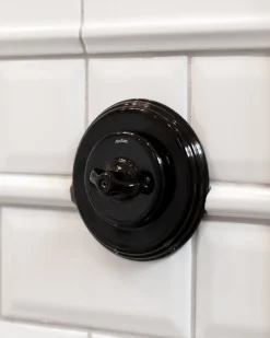 Dimmer svart porslin - Fontini infällt