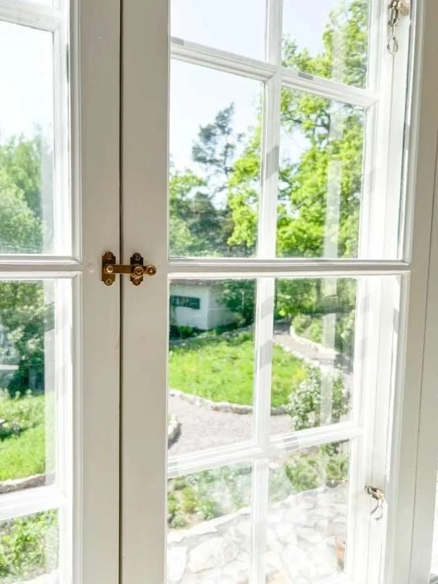 Fönsterklinka/ Skåpvred - Næsman N:o 159 mässing