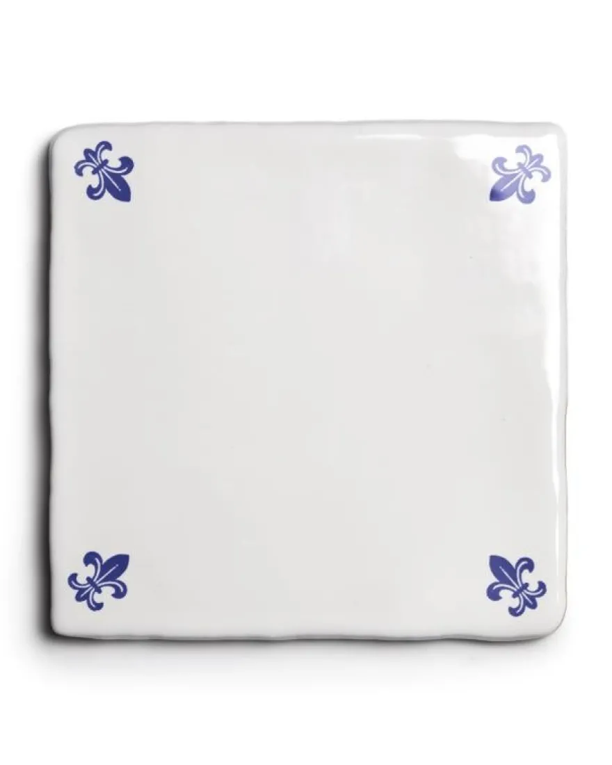 Kakel Mayfair - Elfenbensvit/blå lilja 13 x 13 cm blank, lätt vågigt