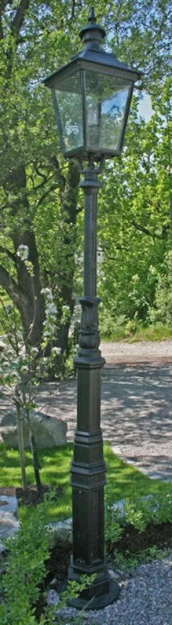 Lyktstolpe Ljuså S4 - Fyrkantigt stort lykthus