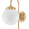 Vägglampa - Blomberg 80 mässing, klot opalvit