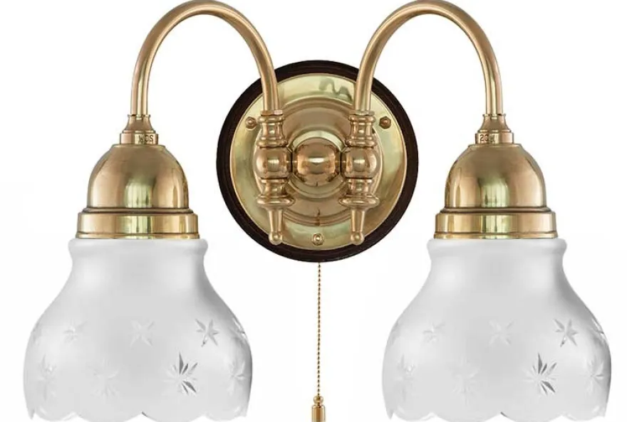 Vägglampa - Stackelberg mässing, slipat mattglas