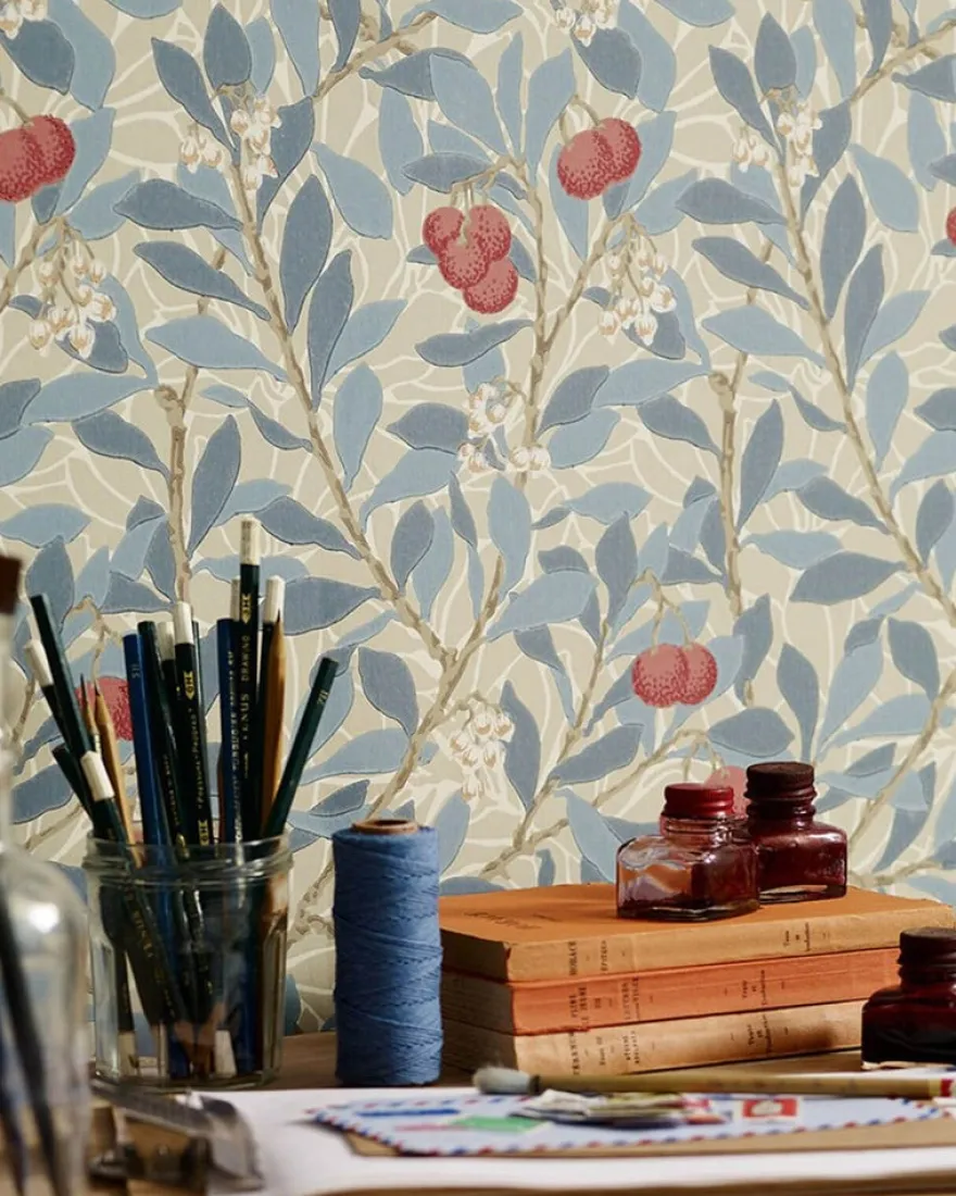 William Morris & Co. Tapet - Arbutus Thyme/Coral