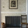 William Morris & Co. Tapet - Bachelor´s Button Silver